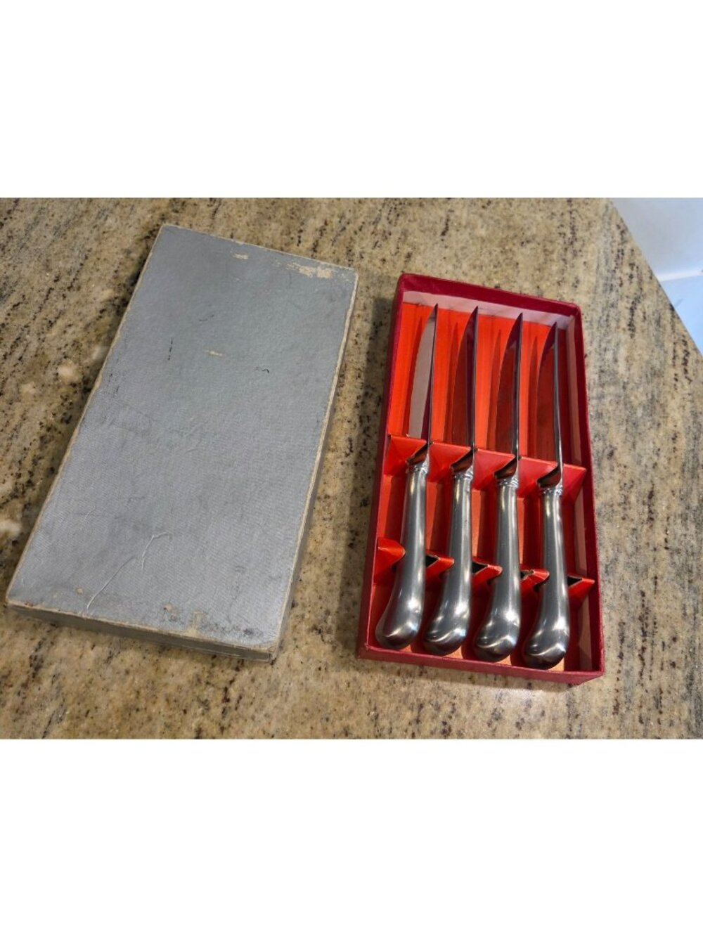 Ekco Eterna Colonial Richmond Hollow Handle Steak Knife set of 4 Box Set 9" Long